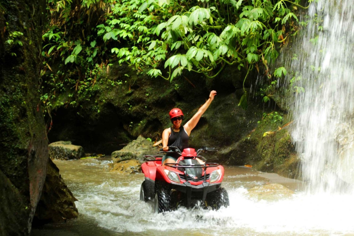 Ubud: Quad Bike Tour with Waterfall, Long Tunnel, and Lunch
