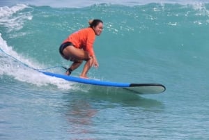 クタ サーフィン レッスン: 2 時間サーフィン レッスン