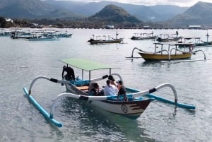 Labuan Amuk Bali: snorkeling tour with traditional boat