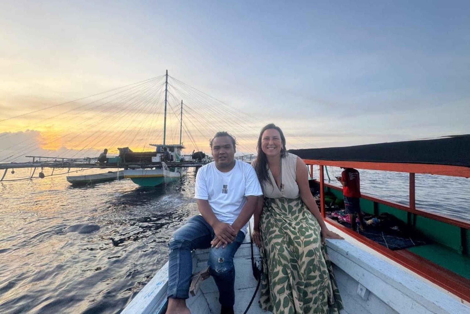 Lombok: 2-Day Whale Shark Tour with Camping & BBQ