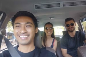 Lombok: Privatwagen mit Fahrer