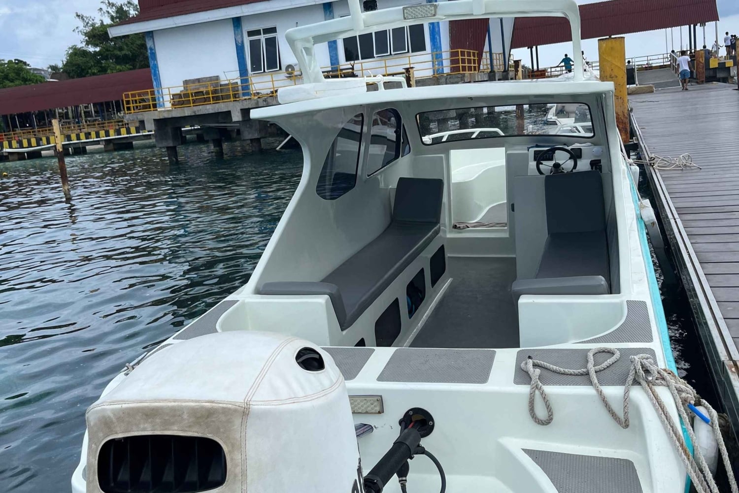 Lombok Prywatny transfer z lub na lotniska i do hoteli/portów