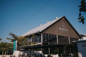 Lovina: Brunch med delfintema, havbilder og musikk