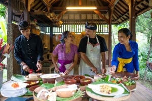 Mai Organic Farm Tour + Cooking Class