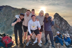 Mount Agung Sunrise Tour – Highest Peak Adventure 3142m