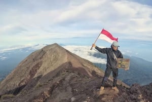 Bali : Mount Agung Sunrise Trekking via Besakih Temple