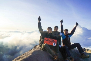 Bali : Mount Agung Sunrise Trekking via Besakih Temple