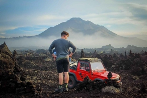 Mount Batur: All-inclusive Auringonnousu Jeep & Musta laava Tour