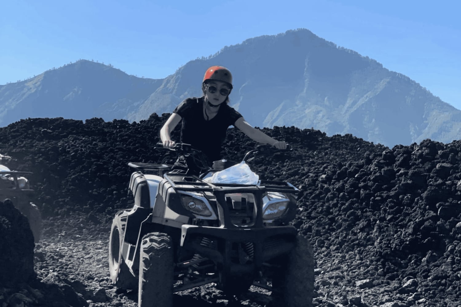 Mount Batur: ATV Quad Bike Black Lava & Sand äventyr