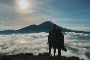 Mount Batur: Sunrise Dirt Bike Trek with Trained Riders