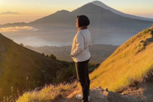 Wycieczka na wschód słońca na Mount Batur z lokalnym przewodnikiem