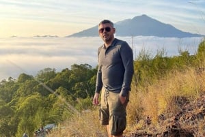 Mount Batur Sunrise Hike With Breakfast and Hotspring