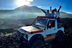Mount Baturin auringonnousun jeeppikierros