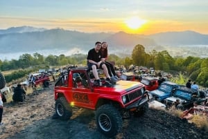 Monte Batur en jeep al amanecer, Toya Devasya y cascada