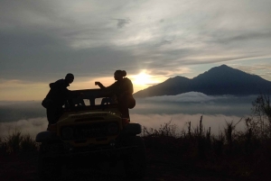 Mont Batur : coucher de soleil et lever de soleil en Jeep 4WD avec photographe