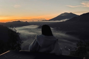 Mont Batur : coucher de soleil et lever de soleil en Jeep 4WD avec photographe