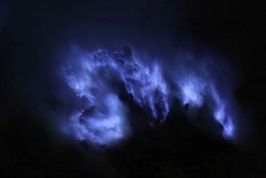 Mount Ijen Volcanic Crater Overnight Trip from Bali