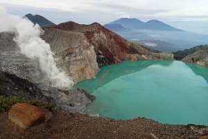 Mount Ijen Volcanic Crater Overnight Trip from Bali