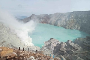 Mount Ijen Volcanic Crater Overnight Trip from Bali