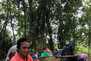 リンジャニ山からセナル クレーター リムへの 2 日間のトレッキング