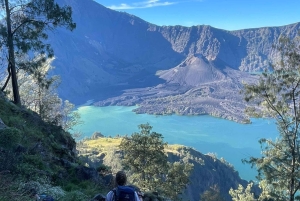 Trekking sul Monte Rinjani: 3 giorni/2 notti, vetta, lago e sorgenti termali