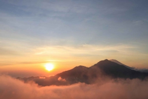 Mount Volcano Bali Jeep Sunrise, sort lava og varm kilde
