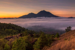 Mount Volcano Bali Jeep Sunrise, sort lava og varm kilde
