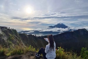Fiske på Bali med traditionell båt