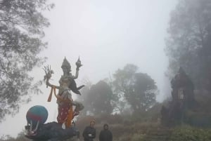 ムンドゥク：現地ガイドと行くシャンヤン山トレッキング