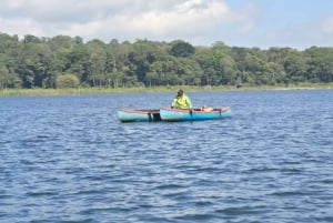 Munduk: Twin Lakes Jungle Hike with Lake Canoe and Waterfall