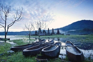 Munduk : Randonnée dans la jungle des lacs jumeaux avec canoë et chute d'eau