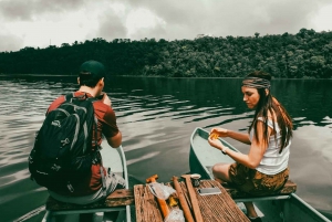 Munduk: Wanagiri's Twin Lakes Trekking Adventure