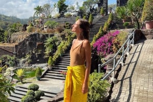 Det nordlige Bali: Buddhistisk tempel, Banyumala, varm kilde, UlunDanu
