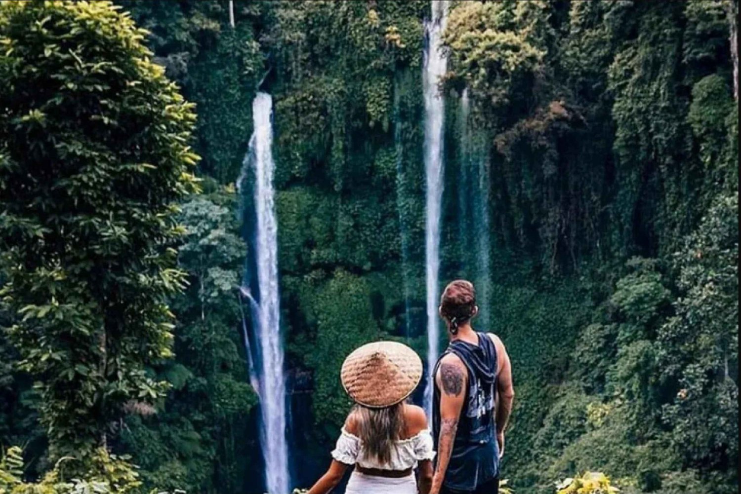 North Bali: Sekumpul Best Waterfall in Bali/Ulundanu Tample