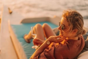 Nusa Lembongan: 4-in-1 puolen päivän katamaraanisnorklausristeily