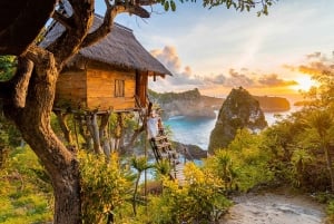 Nusa Penida: Day Trip East & West with Transfer