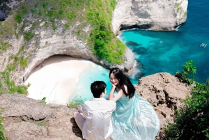 Nusa Penida Land Tour with Professional Photography Camera
