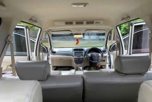 Nusa Penida: Alquiler de coches privados con conductor experimentado