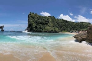 Nusa Penida: Prive Oostkust Avontuur Arrangement