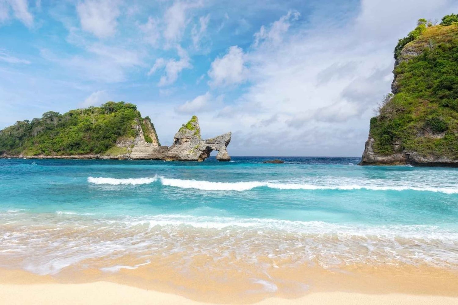 Nusa Penida: West and East Penida Tour all inclusive Lunch