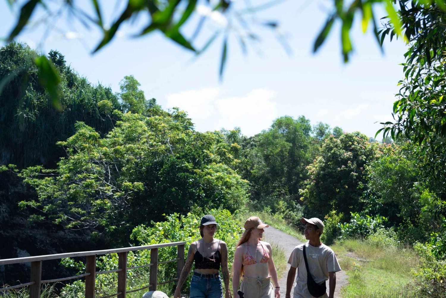 Nusa Penida:West Land Tour & Manta Bay Snorkeling with Lunch