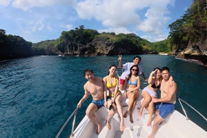 Nusa Penida:West Land Tour & Manta Bay Snorkeling with Lunch