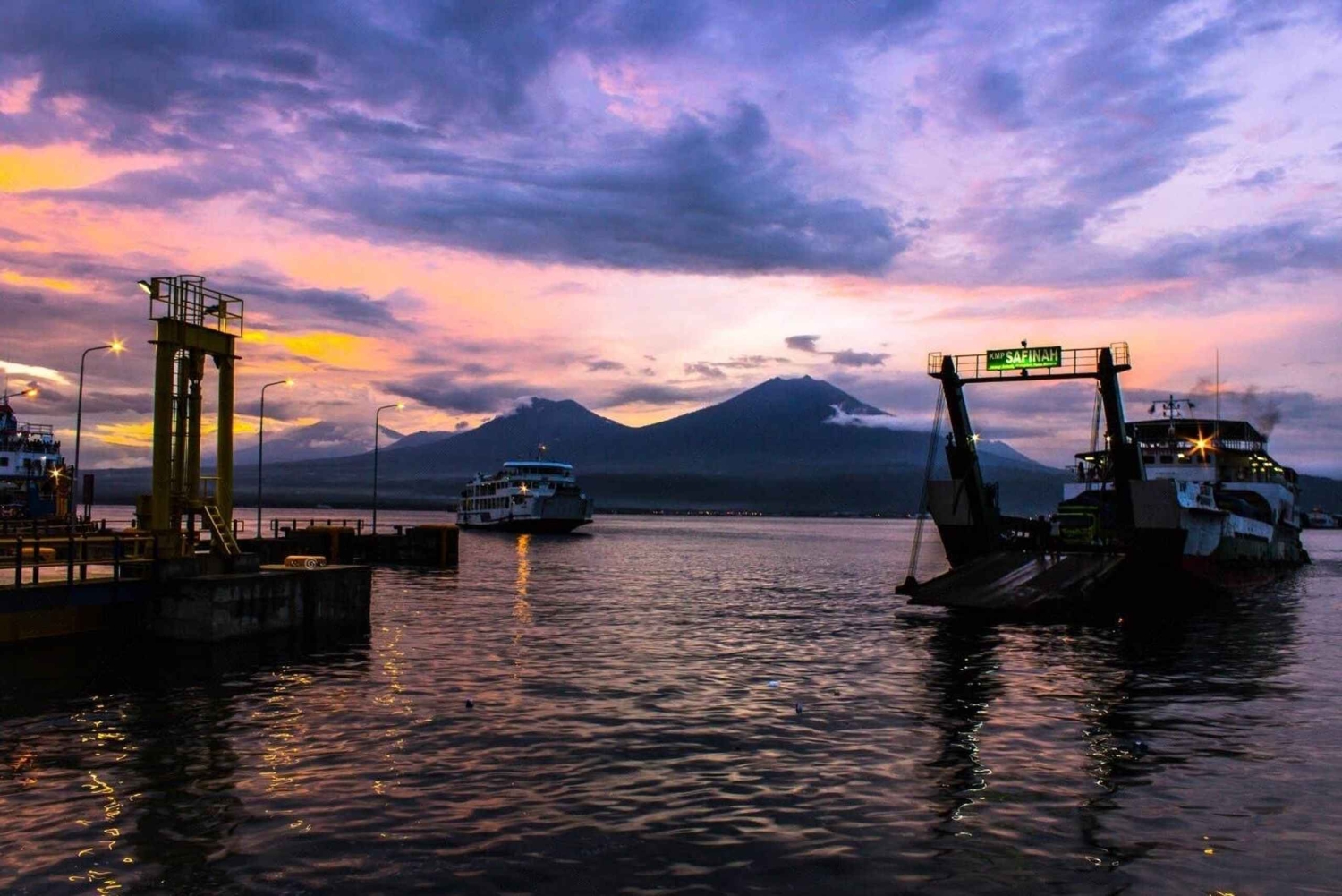 Nocna prywatna wycieczka z przewodnikiem: Bali do krateru góry Ijen