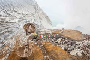 Overnight Private Guided Tour: Bali to Mount Ijen's Crater