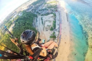 Parapente Bali : Billets de vol en tandem à Nusa Dua avec vidéo