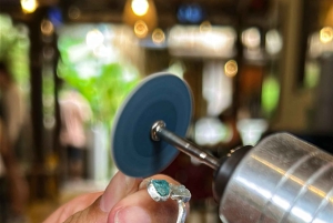 ウブドで銀と真鍮を使ったジュエリー作りに挑戦してみませんか