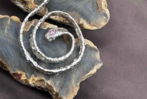 ウブドで銀と真鍮を使ったジュエリー作りに挑戦してみませんか