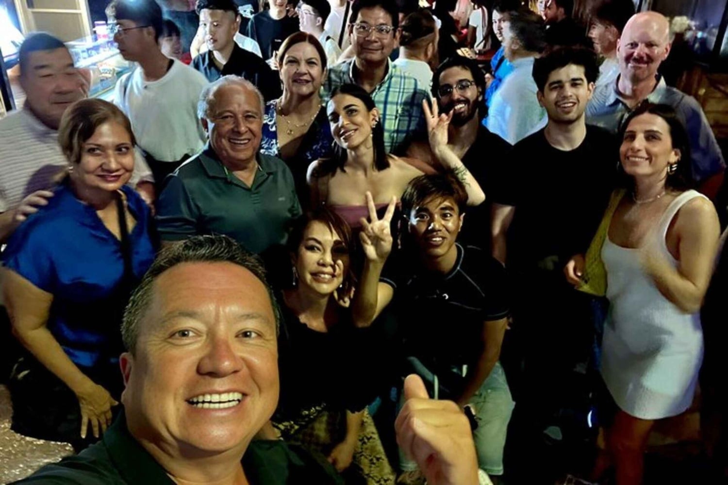 Tour della vita notturna di Pattaya: bar, club e feste come uno del posto