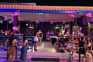 Tour della vita notturna di Pattaya: bar, club e feste come uno del posto