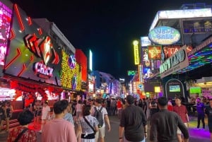 Tour della vita notturna di Pattaya: bar, club e feste come uno del posto
